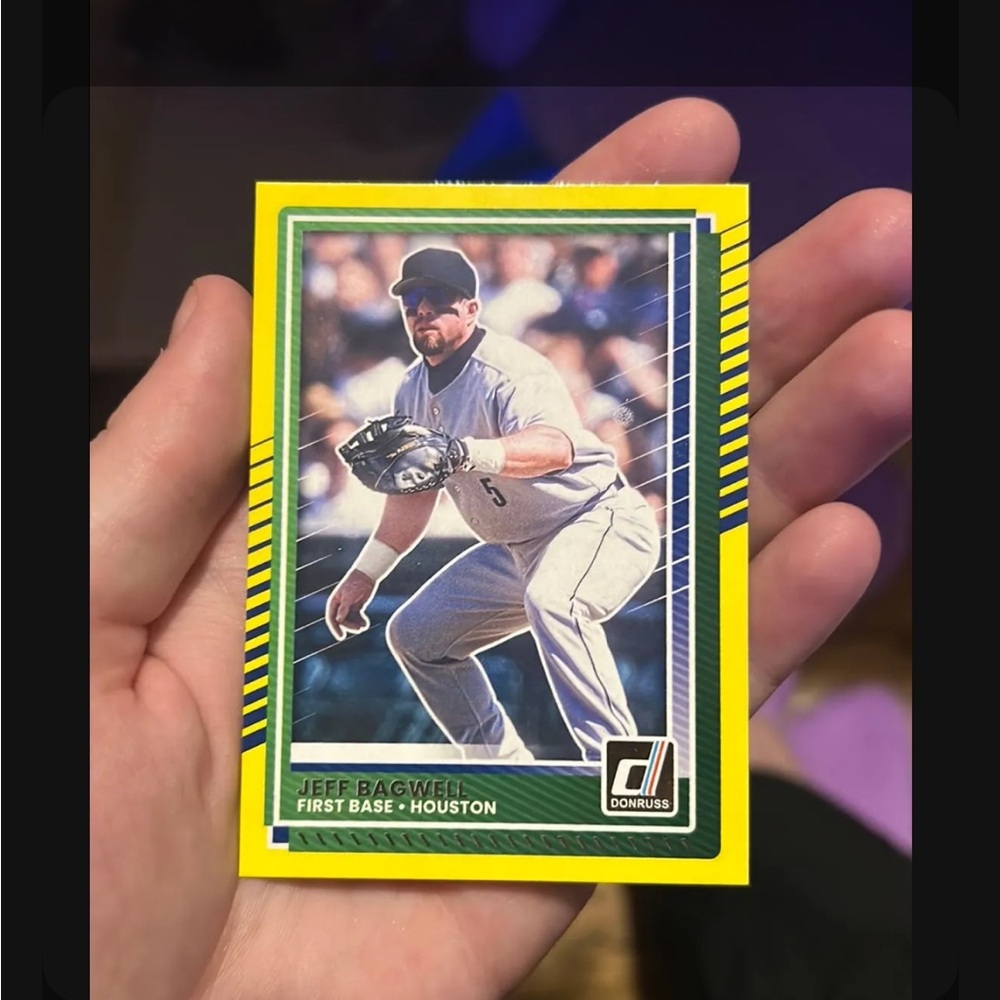 Jeff Bagwell Donruss Baseball Card - Yellow and Green